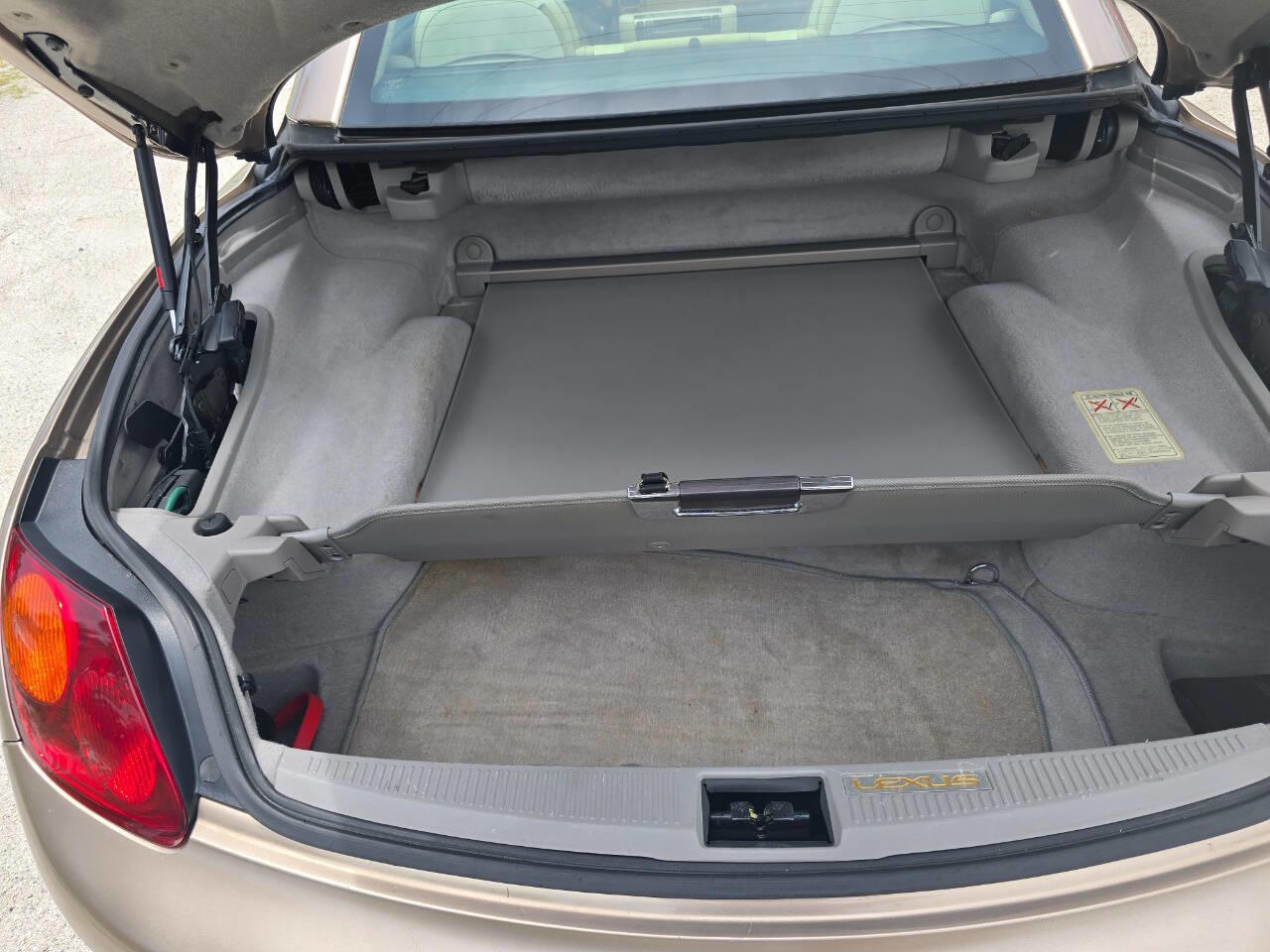 2003 Lexus SC 430 Base photo 12