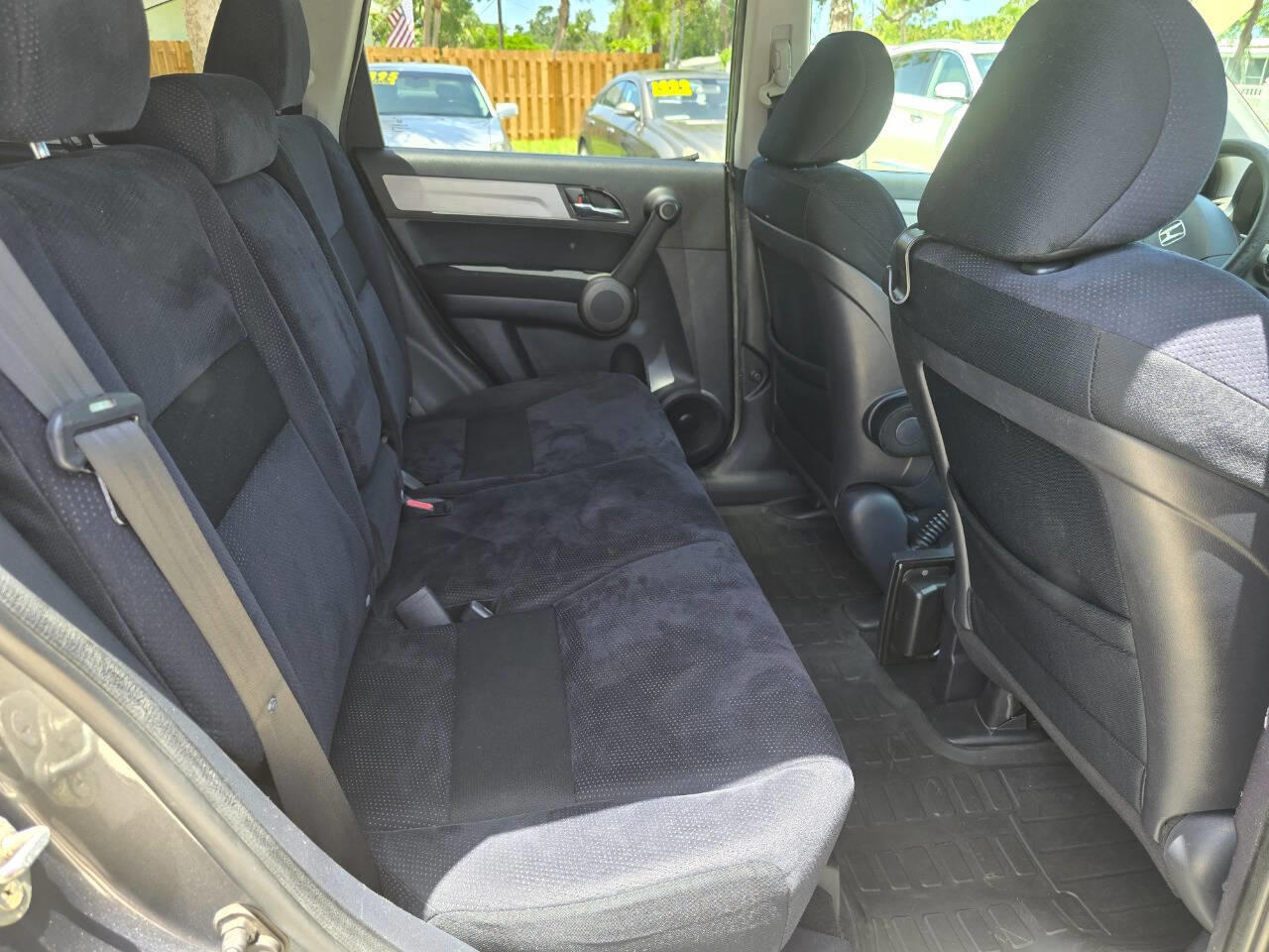 2011 Honda CR-V SE photo 9