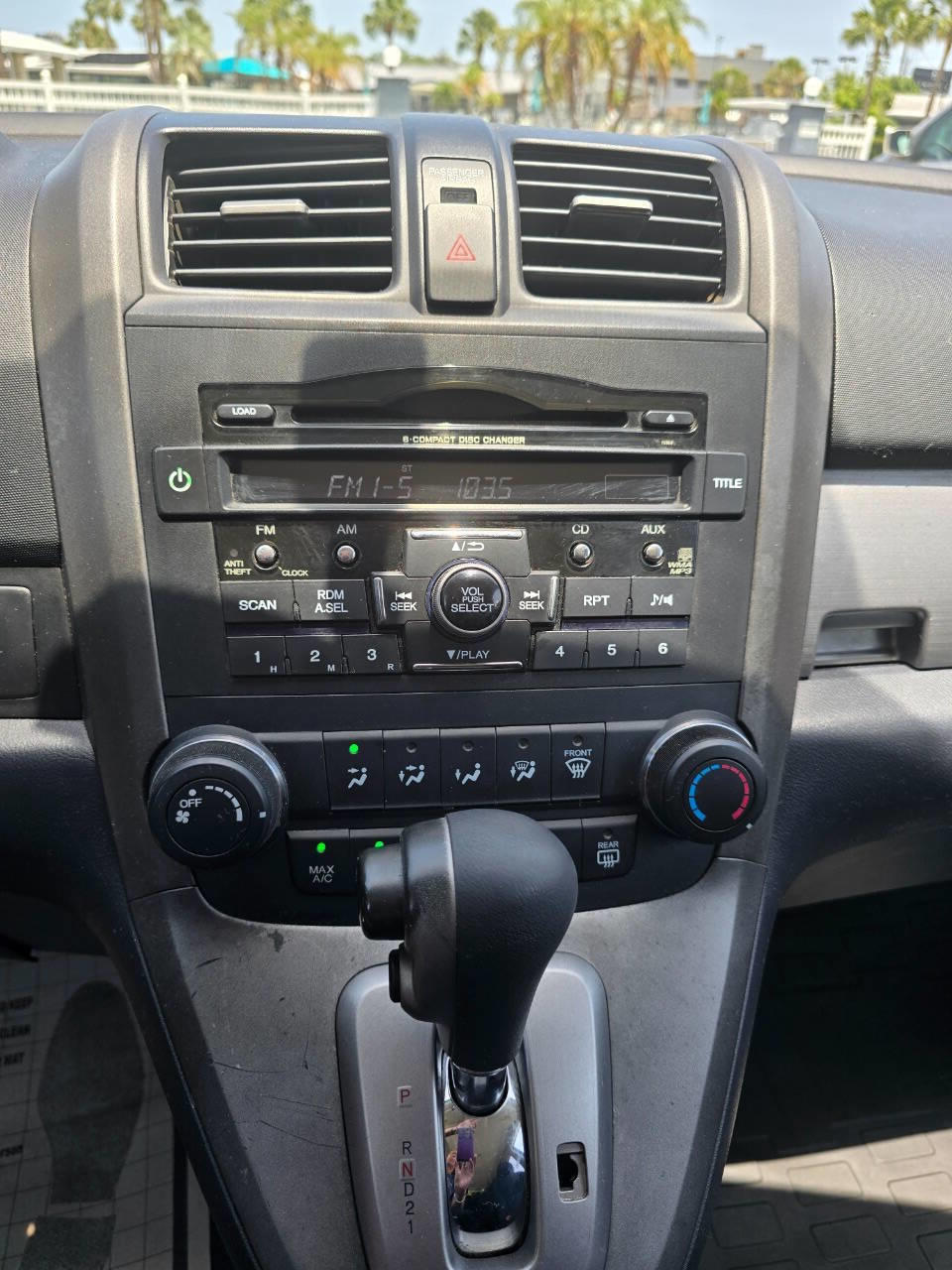 2011 Honda CR-V SE photo 4