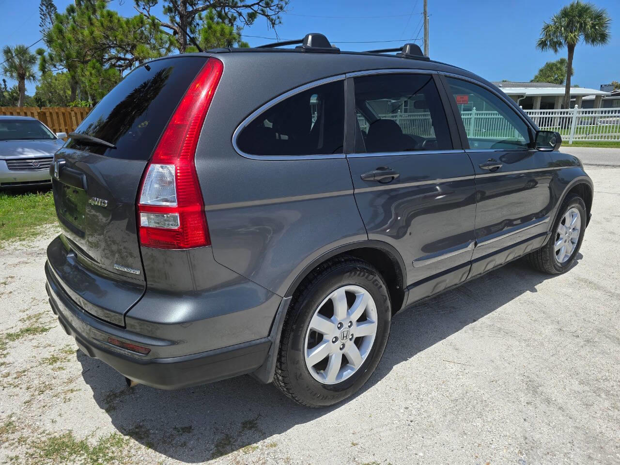 2011 Honda CR-V SE photo 6