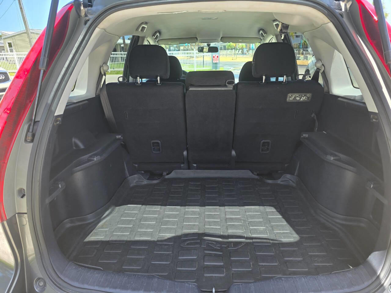 2011 Honda CR-V SE photo 8