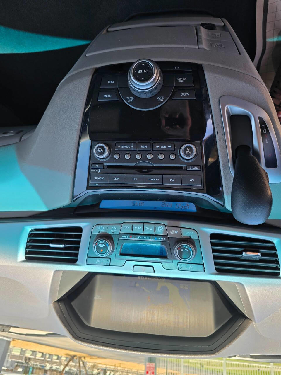 2011 Honda Odyssey photo 13