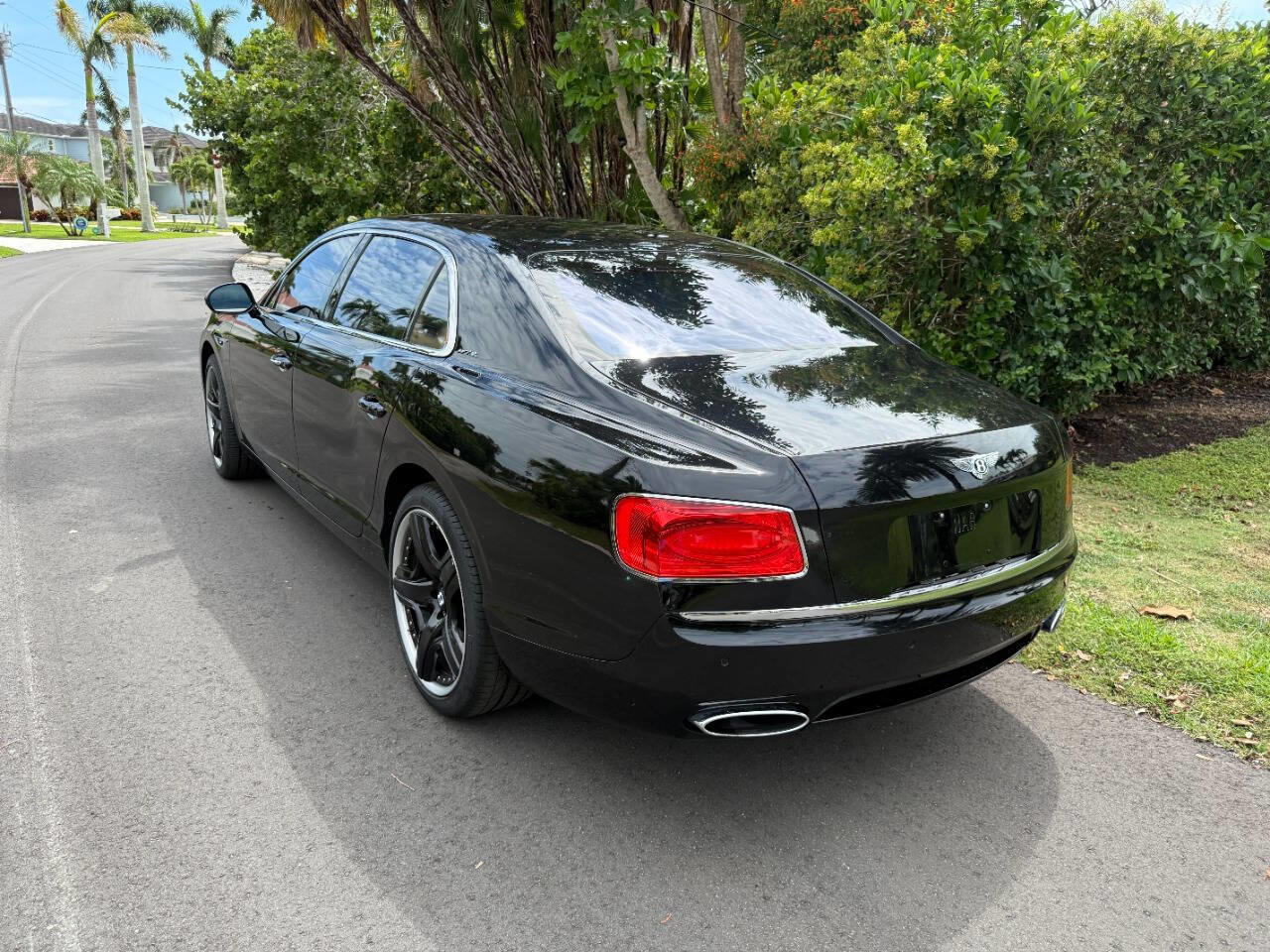 2014 Bentley Flying Spur photo 3