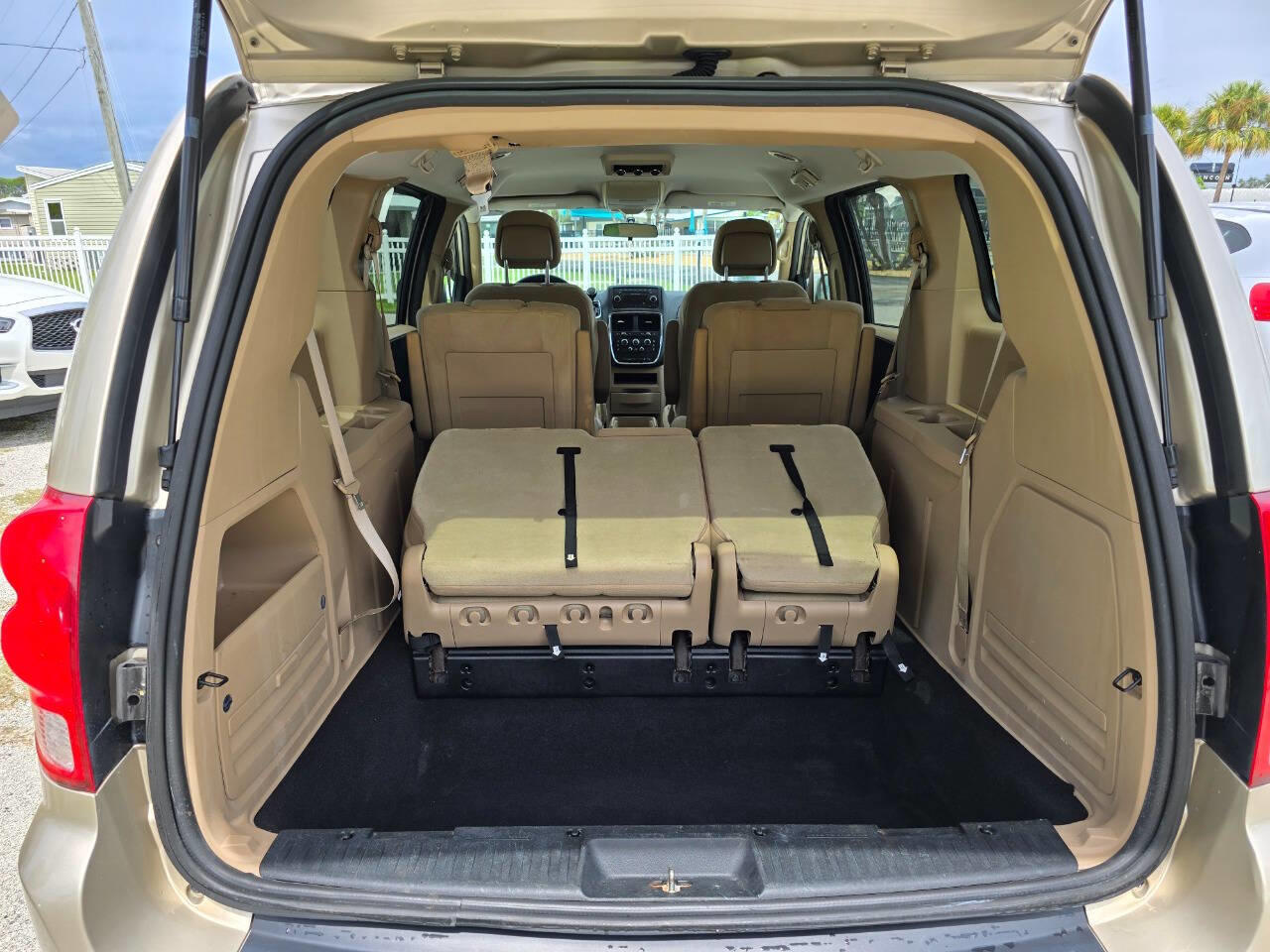2014 Dodge Grand Caravan SE photo 11
