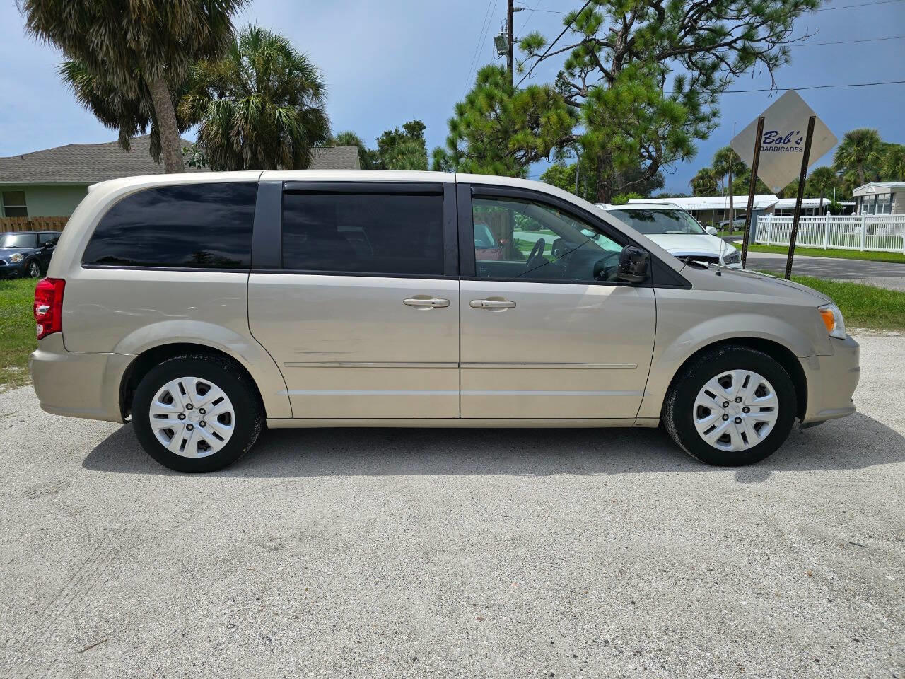 2014 Dodge Grand Caravan SE photo 7