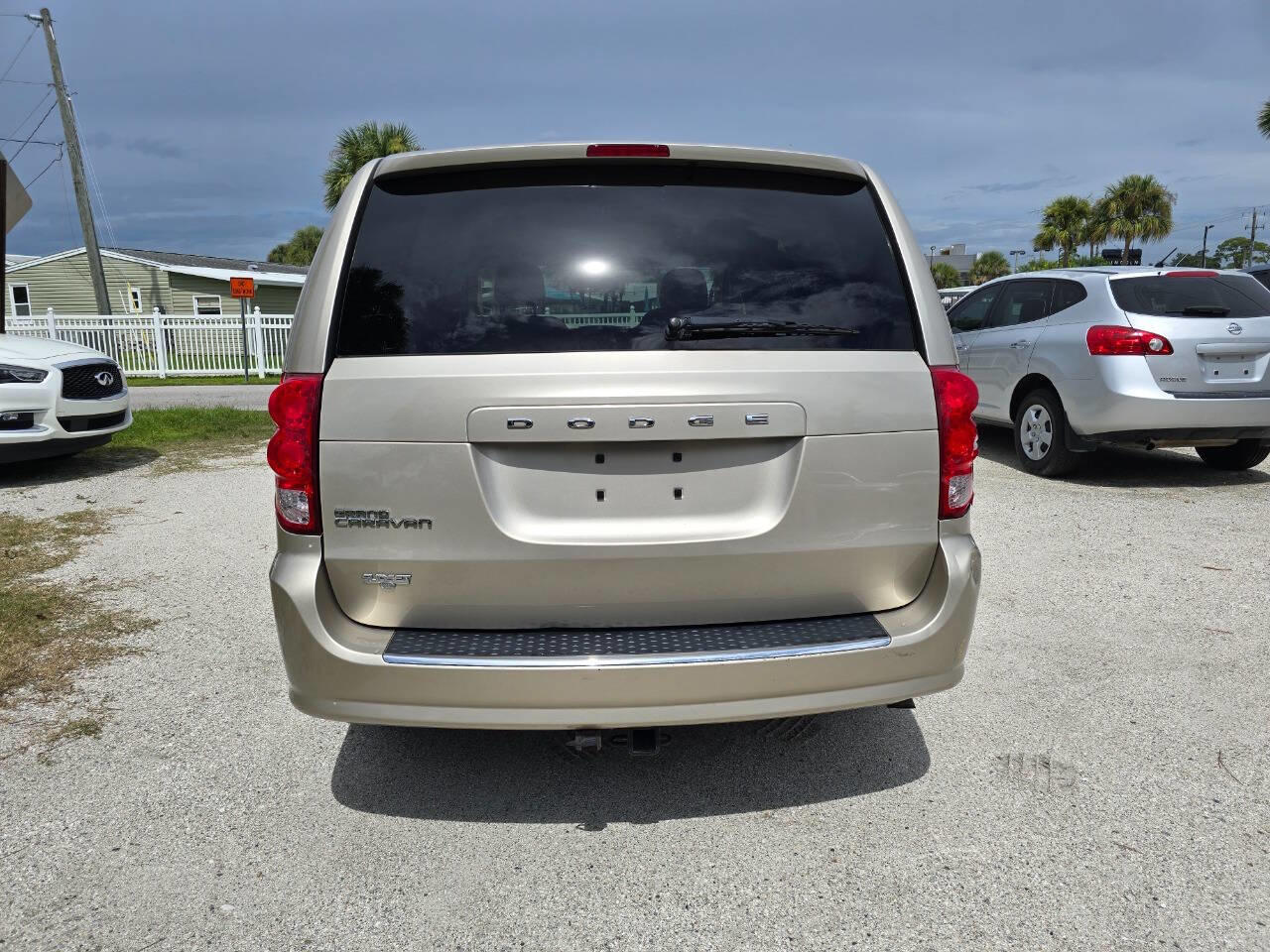 2014 Dodge Grand Caravan SE photo 9
