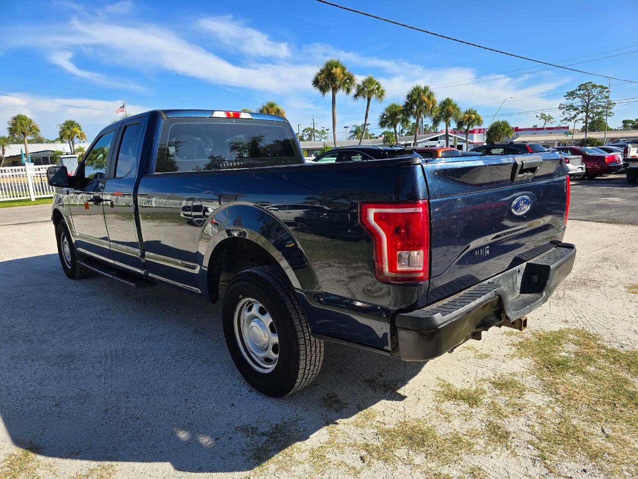 2017 Ford F-150 XL photo 8